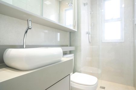 Apartamento à venda com 65m², 2 quartos e 2 vagasBanheiro da suíte
