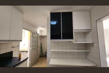 Casa para alugar com 100m², 3 quartos e 1 vaga Casa para alugar com 100m², 3 quartos e 1 vagaCozinha