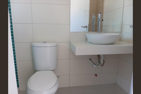Casa à venda com 250m², 3 quartos e 2 vagas Casa à venda com 250m², 3 quartos e 2 vagasBanheiro
