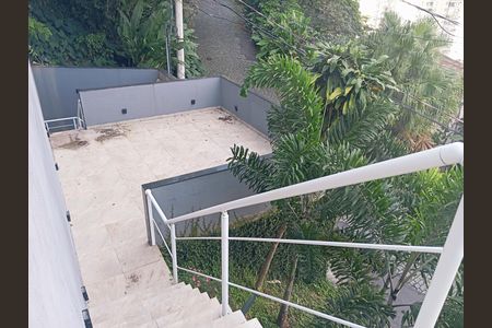 Casa à venda com 250m², 3 quartos e 2 vagas