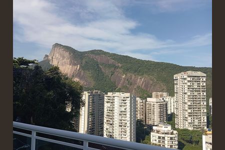 Casa à venda com 250m², 3 quartos e 2 vagas