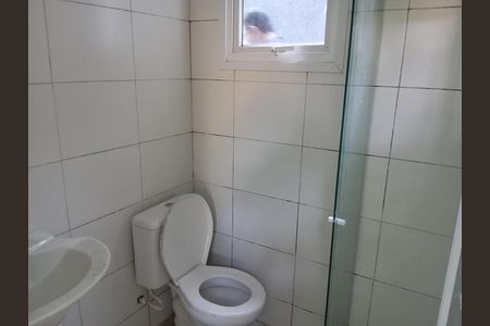 Casa à venda com 250m², 3 quartos e 2 vagas Casa à venda com 250m², 3 quartos e 2 vagasBanheiro