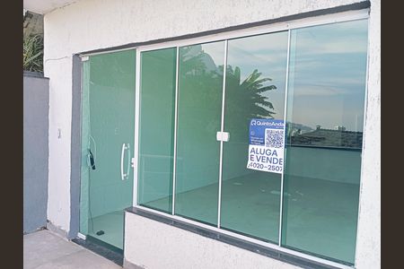 Casa à venda com 250m², 3 quartos e 2 vagas Casa à venda com 250m², 3 quartos e 2 vagasVista da Sacada