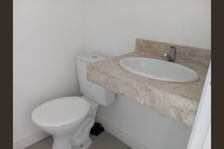 Casa à venda com 250m², 3 quartos e 2 vagas Casa à venda com 250m², 3 quartos e 2 vagasBanheiro