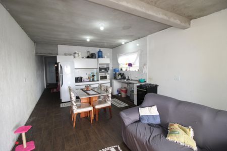 Casa à venda com 195m², 1 quarto e 1 vagaSala / Cozinha