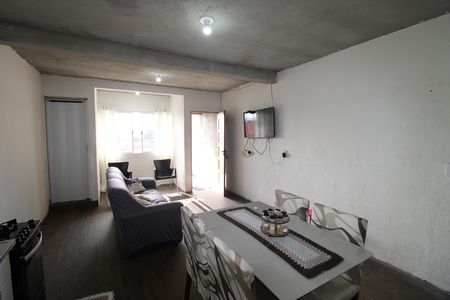 Casa à venda com 195m², 1 quarto e 1 vagaSala / Cozinha