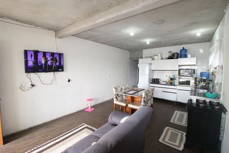 Sala / Cozinha de casa à venda com 1 quarto, 195m² em Vila Popular, São Paulo