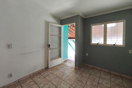 Sala de casa à venda com 3 quartos, 200m² em Conjunto Habitacional Padre Anchieta, Campinas