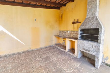 Casa à venda com 200m², 3 quartos e 3 vagas Casa à venda com 200m², 3 quartos e 3 vagasÁrea gourmet