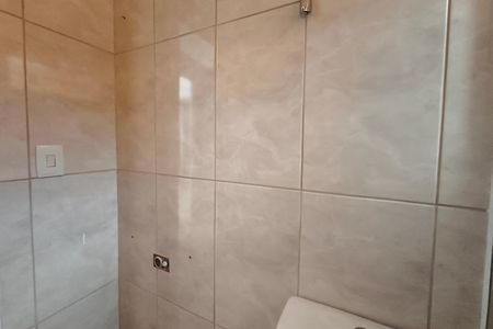 Casa à venda com 200m², 3 quartos e 3 vagas Casa à venda com 200m², 3 quartos e 3 vagasBanheiro Social