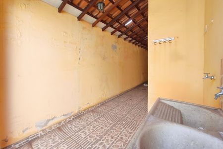 Casa à venda com 200m², 3 quartos e 3 vagas Casa à venda com 200m², 3 quartos e 3 vagasÁrea de Serviço