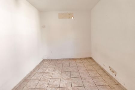 Casa à venda com 200m², 3 quartos e 3 vagas Casa à venda com 200m², 3 quartos e 3 vagasQuarto Suíte