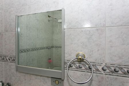 Casa à venda com 115m², 1 quarto e sem vaga Casa à venda com 115m², 1 quarto e sem vagaBanheiro