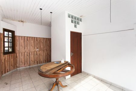 Casa à venda com 115m², 1 quarto e sem vaga Casa à venda com 115m², 1 quarto e sem vagaSalão