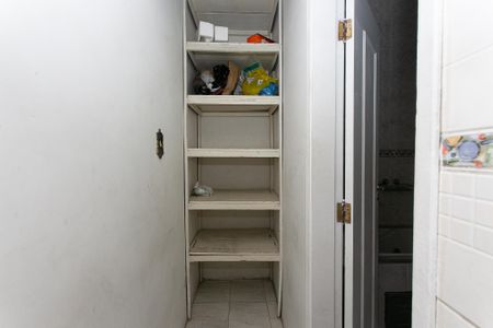 Casa à venda com 115m², 1 quarto e sem vaga Casa à venda com 115m², 1 quarto e sem vagaCorredor