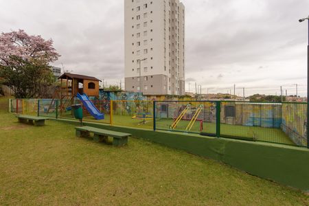Apartamento à venda com 58m², 2 quartos e 1 vaga Apartamento à venda com 58m², 2 quartos e 1 vagaÁrea comum - Playground