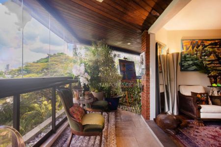 Apartamento à venda com 276m², 3 quartos e 3 vagas