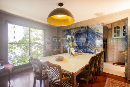 Apartamento à venda com 276m², 3 quartos e 3 vagas