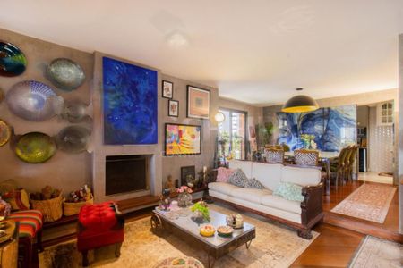 Apartamento à venda com 276m², 3 quartos e 3 vagas