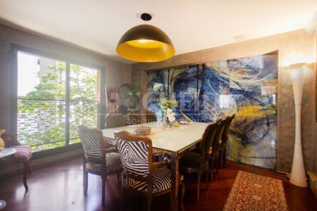 Apartamento à venda com 276m², 3 quartos e 3 vagas