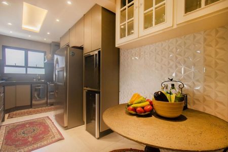 Apartamento à venda com 276m², 3 quartos e 3 vagas