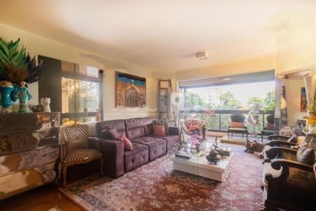 Apartamento à venda com 276m², 3 quartos e 3 vagas