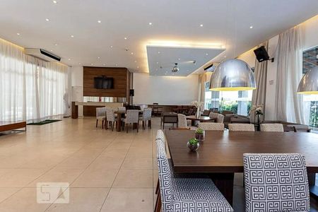 Apartamento à venda com 68m², 2 quartos e 2 vagas Apartamento à venda com 68m², 2 quartos e 2 vagasÁrea comum - Salão de festas