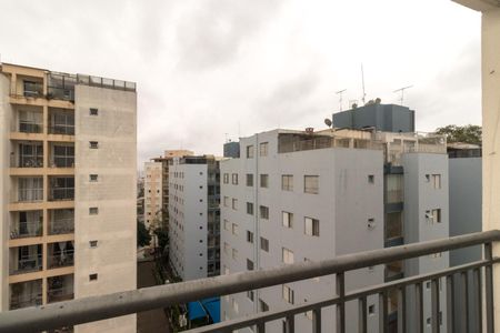 Apartamento à venda com 68m², 2 quartos e 2 vagas Apartamento à venda com 68m², 2 quartos e 2 vagasVaranda da Sala vista