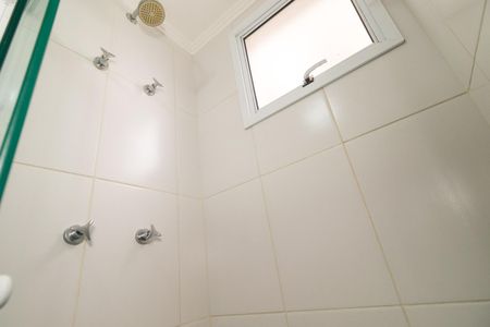 Apartamento à venda com 68m², 2 quartos e 2 vagas Apartamento à venda com 68m², 2 quartos e 2 vagasBanheiro da Suíte