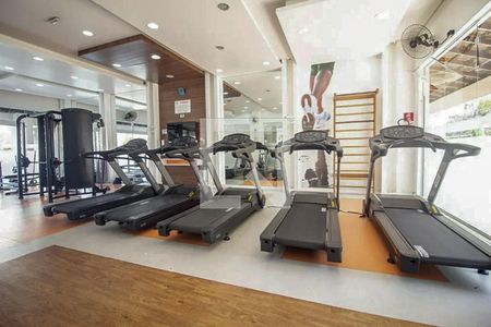 Apartamento à venda com 68m², 2 quartos e 2 vagas Apartamento à venda com 68m², 2 quartos e 2 vagasÁrea comum - Academia