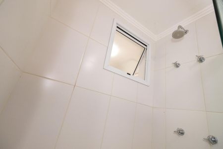 Apartamento à venda com 68m², 2 quartos e 2 vagas Apartamento à venda com 68m², 2 quartos e 2 vagasBanheiro Social