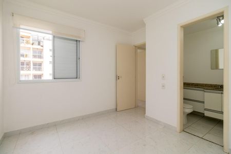 Apartamento à venda com 68m², 2 quartos e 2 vagas Apartamento à venda com 68m², 2 quartos e 2 vagasSuíte