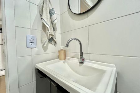 Apartamento à venda com 33m², 2 quartos e sem vaga Apartamento à venda com 33m², 2 quartos e sem vagaBanheiro