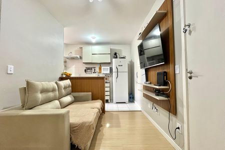 Sala de apartamento à venda com 2 quartos, 33m² em Jardim Itacolomi, São Paulo