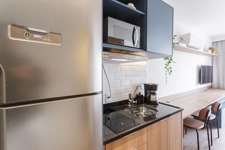 Studio para alugar com 25m², 1 quarto e sem vaga Studio para alugar com 25m², 1 quarto e sem vagaCozinha