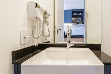 Studio para alugar com 25m², 1 quarto e sem vaga Studio para alugar com 25m², 1 quarto e sem vagaBanheiro