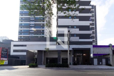 Apartamento à venda com 30m², 1 quarto e sem vaga Apartamento à venda com 30m², 1 quarto e sem vagaFachada e portaria