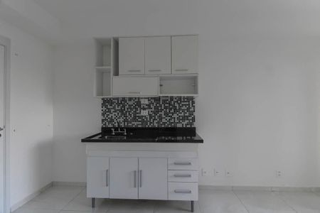 Sala/Cozinha de apartamento para alugar com 1 quarto, 30m² em Vila Graciosa, São Paulo