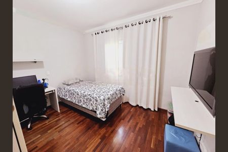 Casa à venda com 3 quartos, 149m² em Jardim Sabara, São Paulo