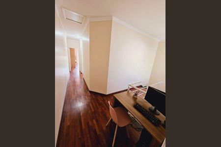 Casa à venda com 149m², 3 quartos e 4 vagas