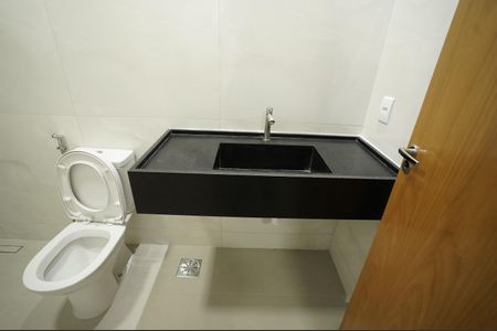 Casa à venda com 235m², 3 quartos e 2 vagas