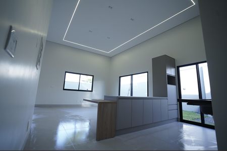 Casa à venda com 235m², 3 quartos e 2 vagas