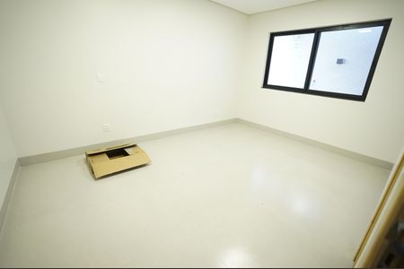 Casa à venda com 235m², 3 quartos e 2 vagas