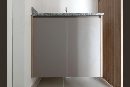 Apartamento para alugar com 48m², 1 quarto e sem vaga Apartamento para alugar com 48m², 1 quarto e sem vagaBanheiro
