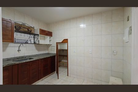 Casa de condomínio para alugar com 166m², 3 quartos e 1 vaga Casa de condomínio para alugar com 166m², 3 quartos e 1 vagaCozinha