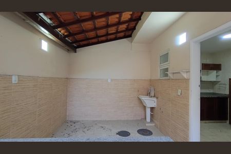 Casa de condomínio para alugar com 166m², 3 quartos e 1 vaga Casa de condomínio para alugar com 166m², 3 quartos e 1 vagaÁrea de Serviço