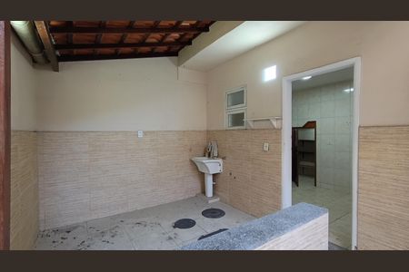 Casa de condomínio para alugar com 166m², 3 quartos e 1 vaga Casa de condomínio para alugar com 166m², 3 quartos e 1 vagaÁrea de Serviço