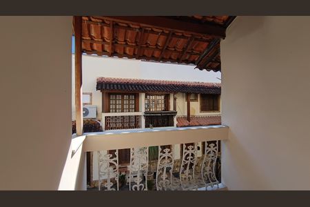 Casa de condomínio para alugar com 166m², 3 quartos e 1 vaga Casa de condomínio para alugar com 166m², 3 quartos e 1 vagaQuarto 3 - Varanda