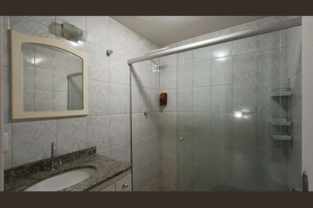 Casa de condomínio para alugar com 166m², 3 quartos e 1 vaga Casa de condomínio para alugar com 166m², 3 quartos e 1 vagaBanheiro Social