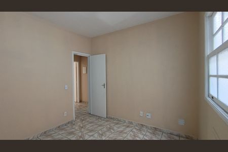 Quarto 1 de casa de condomínio para alugar com 3 quartos, 166m² em Taquara, Rio de Janeiro